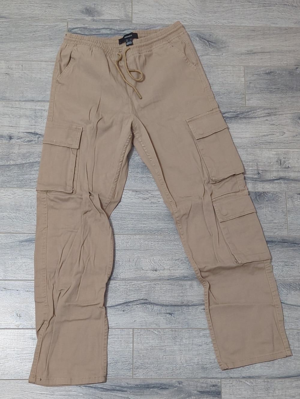 Women's Cargo Pants in Khaki - Casual Utility Style